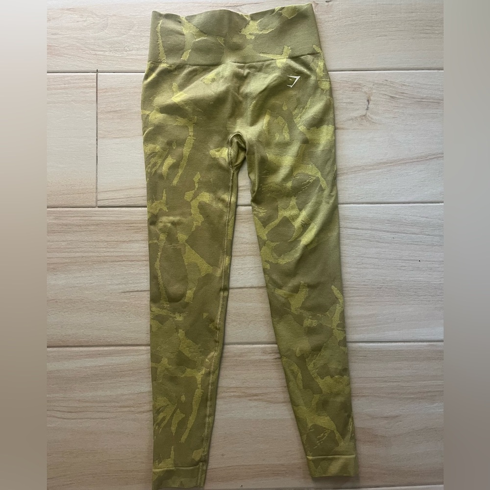 Gymshark Light Green Camouflage Seamless Leggings